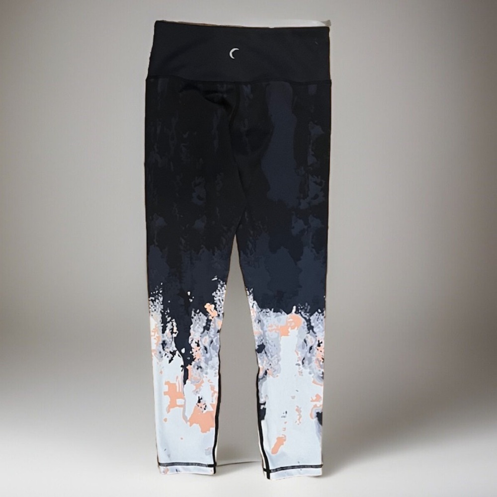Zyia Active Cropped Leggings Splatter Pattern Size 4